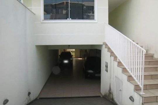 Casa à venda com 3 quartos, 303m² em Jardim Monjolo, São Paulo