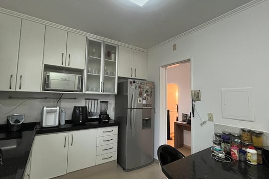 Casa de Condomínio à venda com 4 quartos, 163m² em Vila 31 de Março, Campinas