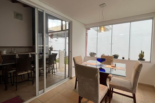 Casa de Condomínio à venda com 4 quartos, 163m² em Vila 31 de Março, Campinas