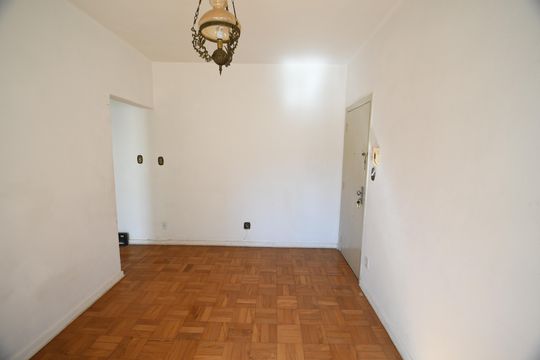 Sala de apartamento à venda com 1 quarto, 65m² em Centro, Campinas
