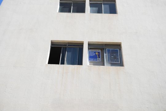 Placa de apartamento à venda com 1 quarto, 65m² em Centro, Campinas