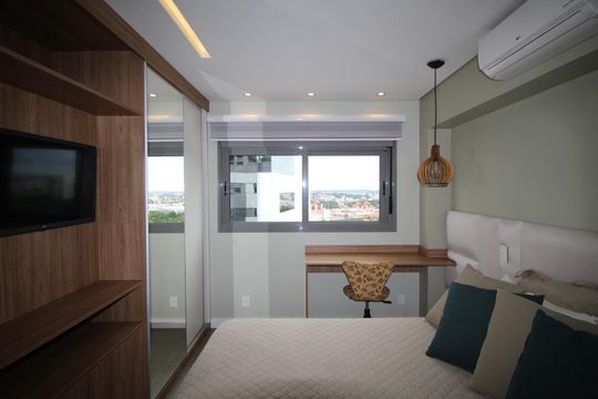 Suíte 1 de apartamento à venda com 1 quarto, 48m² em Bela Vista, Porto Alegre