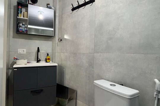Banheiro de apartamento para alugar com 1 quarto, 35m² em Jardim Botânico, Rio de Janeiro