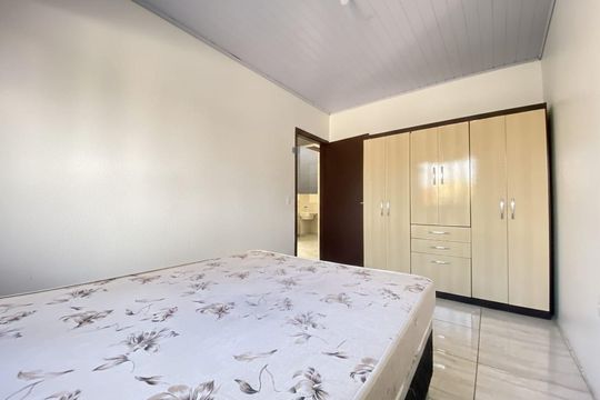 Quarto 2 de apartamento para alugar com 2 quartos, 50m² em São José, Canoas