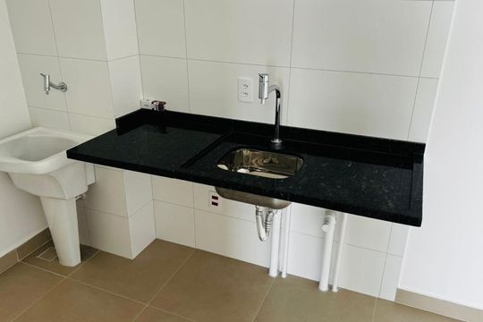 Cozinha de apartamento para alugar com 1 quarto, 42m² em Parque Campolim, Sorocaba
