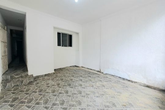 Garagem de casa à venda com 3 quartos, 198m² em Conceicao, Osasco