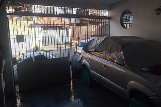 Casa à venda com 2 quartos, 96m² em Chacara Nossa Senhora Aparecida, São Paulo