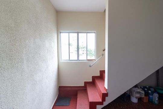 Área de Serviço de casa para alugar com 3 quartos, 150m² em Vila Marari, São Paulo