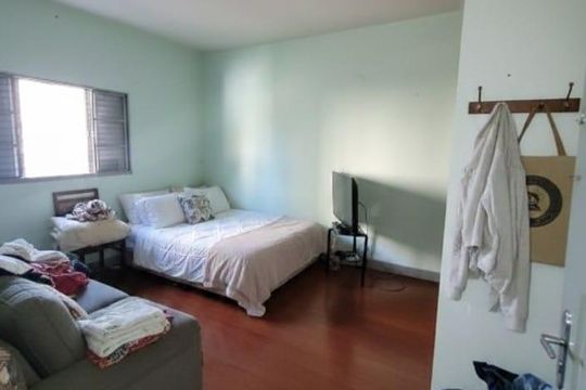 Quarto de casa à venda com 5 quartos, 390m² em Vila Osasco, Osasco