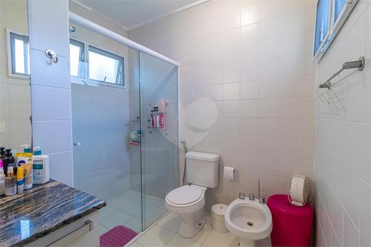 Casa à venda com 4 quartos, 265m² em Campo Belo, São Paulo