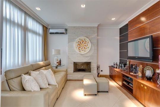 Casa à venda com 2 quartos, 332m² em Jardim dos Estados, São Paulo
