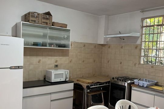 Cozinha de casa para alugar com 2 quartos, 1000m² em Jardim Represa, São Paulo