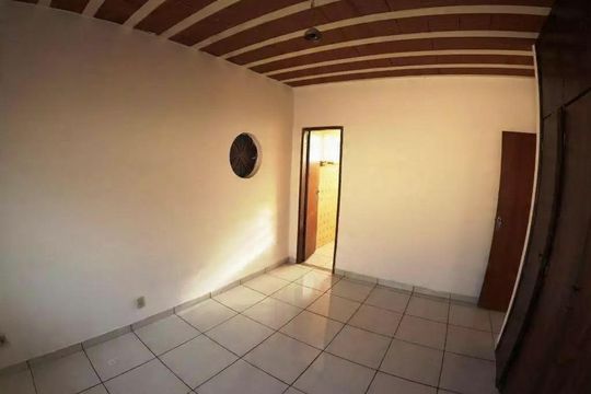 Casa para alugar com 3 quartos, 107m² em Caieiras, Vespasiano