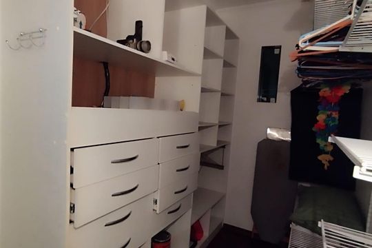 Closet de casa à venda com 4 quartos, 136m² em Vila Butantã, São Paulo