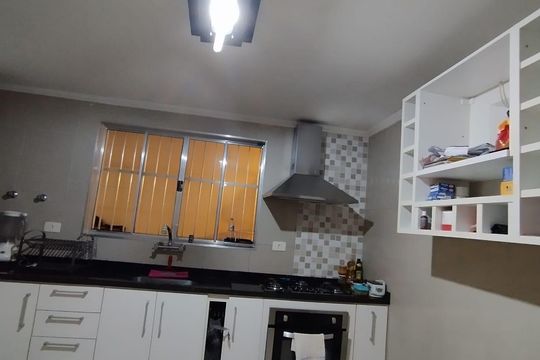 Cozinha de casa à venda com 4 quartos, 136m² em Vila Butantã, São Paulo