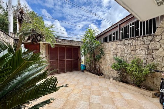 Garagem  de casa à venda com 2 quartos, 150m² em Vila Cruzeiro, São Paulo