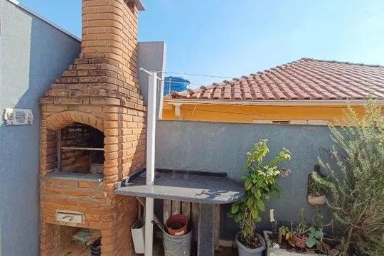 Casa à venda com 3 quartos, 210m² em Vila Bancaria Munhoz, São Paulo