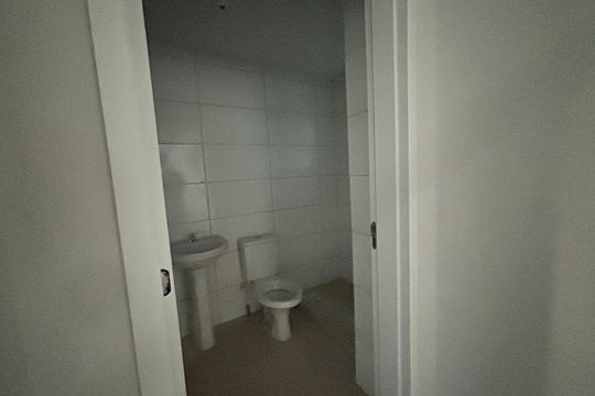 Banheiro de apartamento para alugar com 2 quartos, 53m² em Feitoria, São Leopoldo