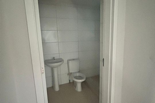 Banheiro de apartamento para alugar com 2 quartos, 53m² em Feitoria, São Leopoldo