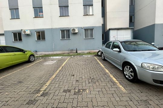 Garagem de apartamento para alugar com 2 quartos, 53m² em Feitoria, São Leopoldo