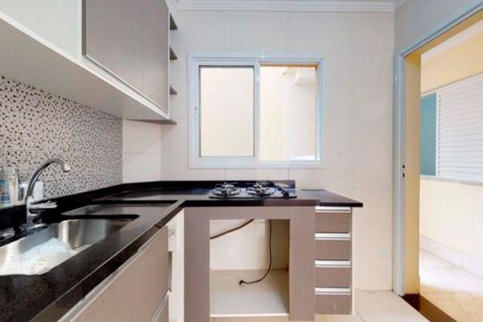 Cozinha de apartamento para alugar com 2 quartos, 49m² em Vila Antonieta, São Paulo