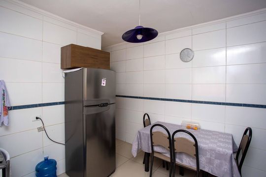 Cozinha Casa 2 de casa à venda com 4 quartos, 175m² em Taboão, Diadema