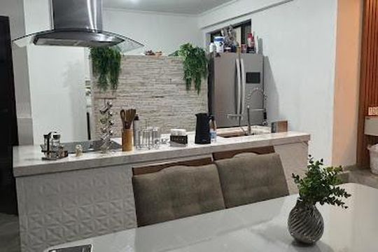 Casa à venda com 4 quartos, 200m² em Parque Sao Luis, São Paulo