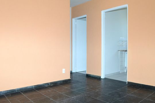 Sala de apartamento à venda com 2 quartos, 42m² em Dom Silverio, Belo Horizonte