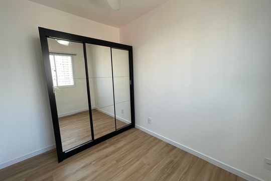 Quarto 1 de apartamento à venda com 2 quartos, 37m² em Jaguaré, São Paulo