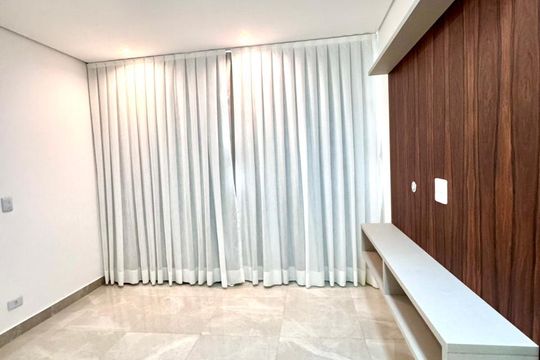 Casa de Condomínio à venda com 3 quartos, 110m² em Alphaville, Santana de Parnaíba