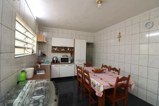 Cozinha de casa à venda com 3 quartos, 170m² em Vila California, São Paulo