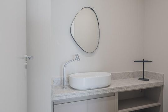 Lavabo de apartamento para alugar com 2 quartos, 86m² em Pinheiros, São Paulo
