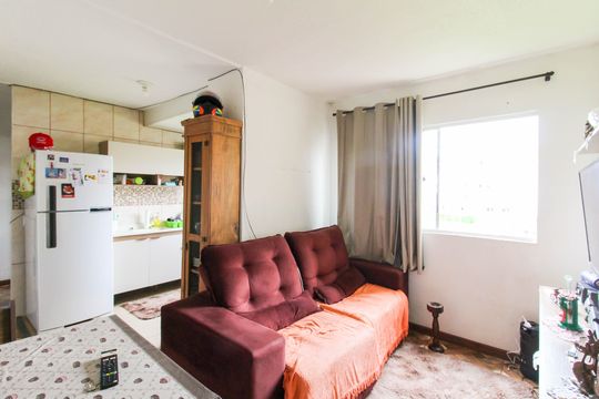 Sala de apartamento à venda com 2 quartos, 54m² em Guajuviras, Canoas