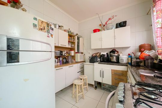 Cozinha de casa de condomínio à venda com 2 quartos, 60m² em Veloso, Osasco