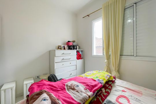 Quarto 1 de casa de condomínio à venda com 2 quartos, 60m² em Veloso, Osasco