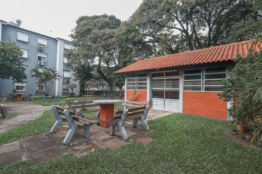 Área comum - Salão de festas de apartamento para alugar com 2 quartos, 52m² em São Sebastião, Porto Alegre