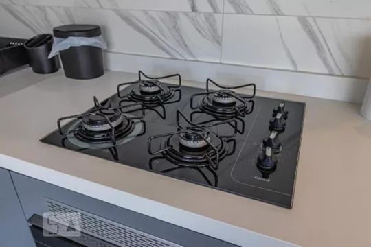 Cozinha de apartamento para alugar com 2 quartos, 69m² em Alphaville Empresarial, Barueri
