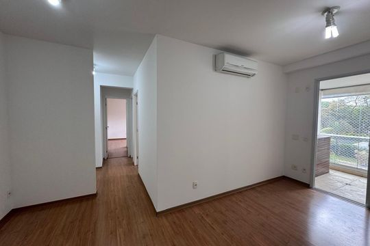 Apartamento à venda com 2 quartos, 66m² em Vila Anastácio, São Paulo
