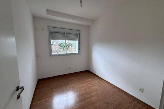 Apartamento à venda com 2 quartos, 66m² em Vila Anastácio, São Paulo