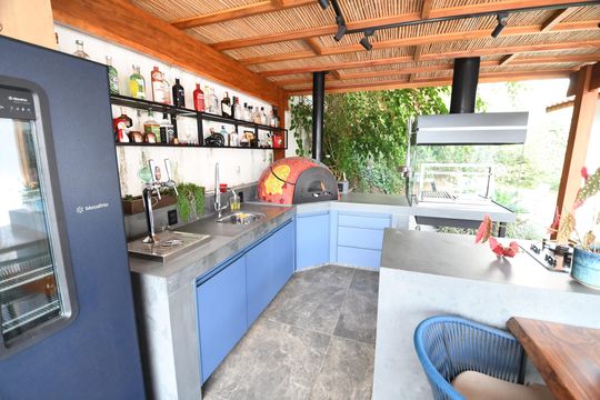 Varanda gourmet de casa de condomínio à venda com 3 quartos, 300m² em Colinas do Ermitage (sousas), Campinas