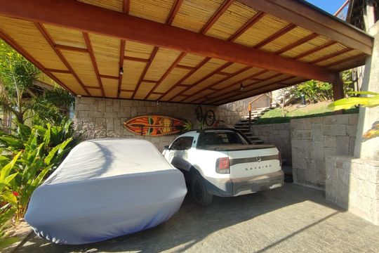 Garagem de casa de condomínio à venda com 3 quartos, 300m² em Colinas do Ermitage (sousas), Campinas