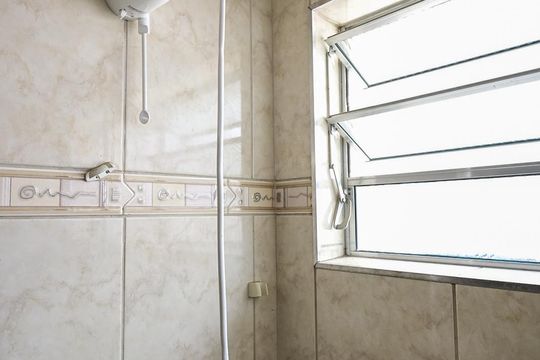 Chuveiro do Banheiro de casa à venda com 3 quartos, 175m² em Vila Morse, São Paulo