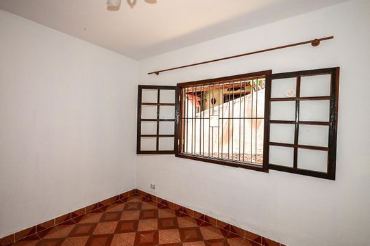 Quarto 2 de casa à venda com 3 quartos, 175m² em Vila Morse, São Paulo