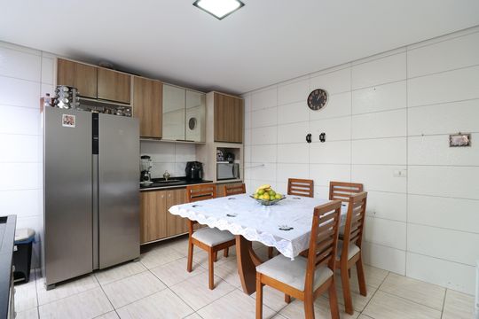 Cozinha 1 de casa à venda com 4 quartos, 175m² em Vila Anglo Brasileira, São Paulo