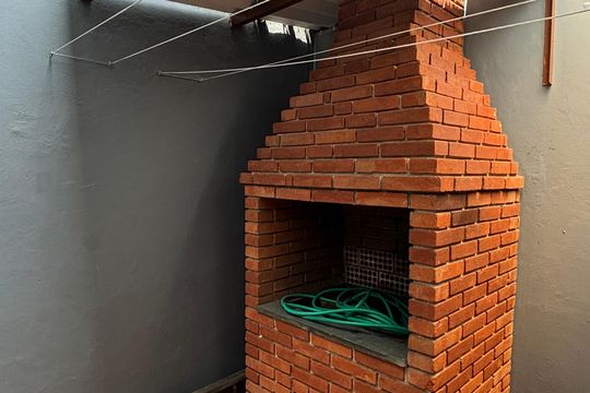 Quintal de casa para alugar com 3 quartos, 104m² em Vila Helena, Santo André