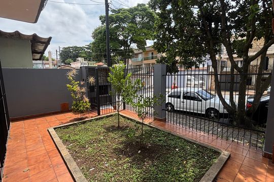 Quintal - Garagem de casa para alugar com 3 quartos, 104m² em Vila Helena, Santo André