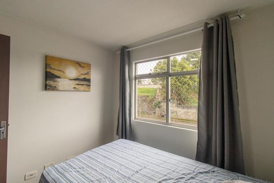 Quarto 2 de apartamento à venda com 3 quartos, 50m² em Parolin, Curitiba