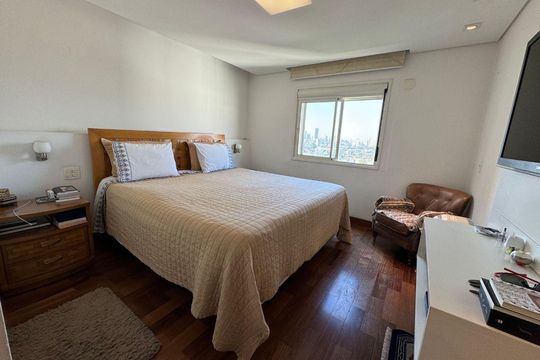 Apartamento à venda com 3 quartos, 170m² em Alto de Pinheiros, São Paulo