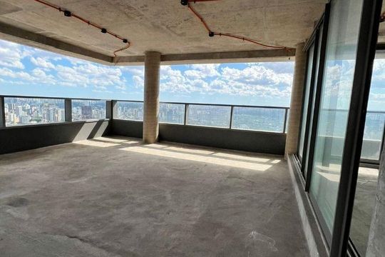 Apartamento à venda com 4 quartos, 666m² em Sumarezinho, São Paulo