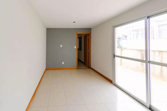 Apartamento à venda com 3 quartos, 130m² em Buritis, Belo Horizonte